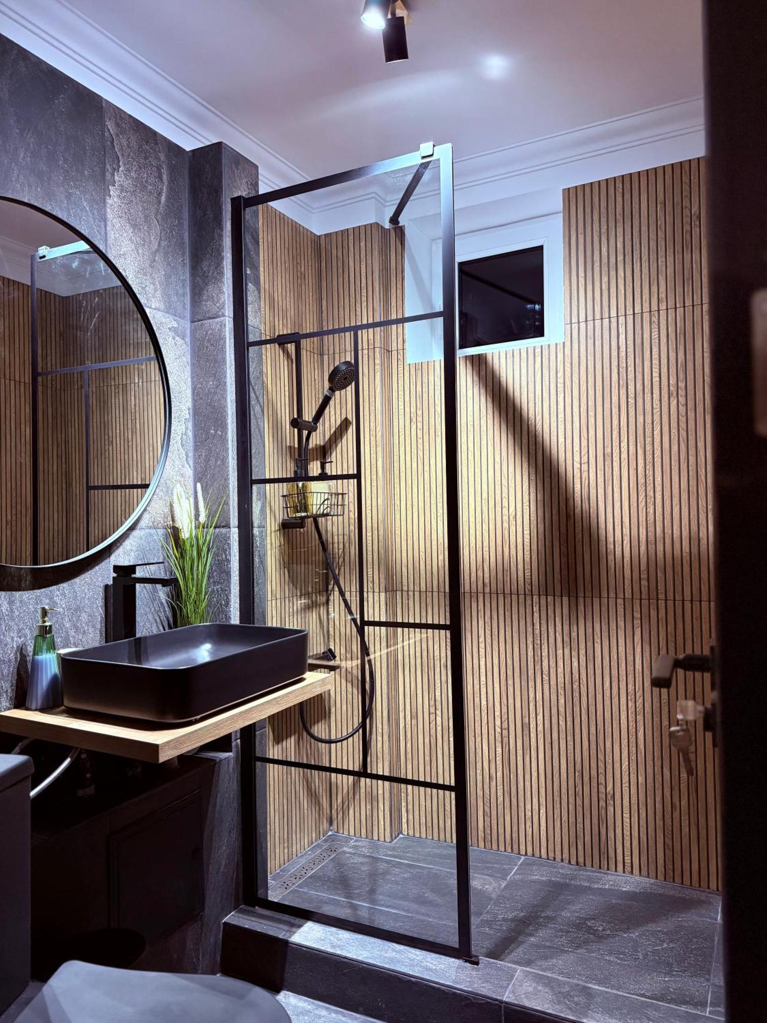 Aman 20 Apartment Крайова Екстериор снимка